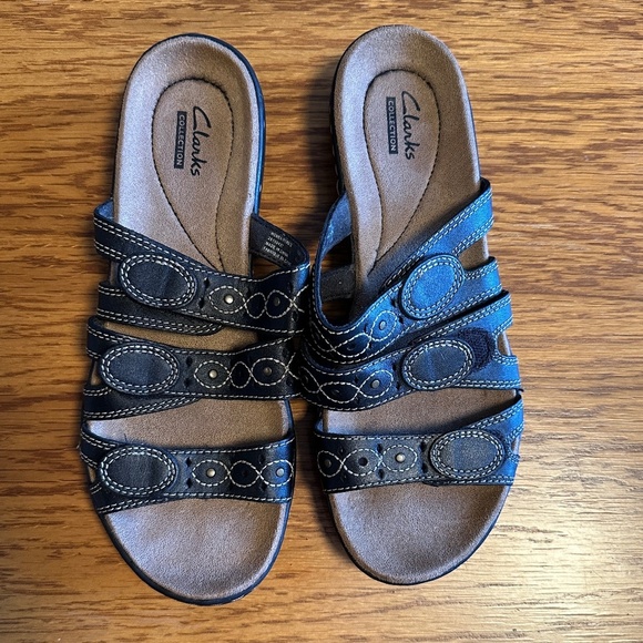 **CLARKS* Brown x Tan Sandals Size 7.5 - Picture 1 of 7